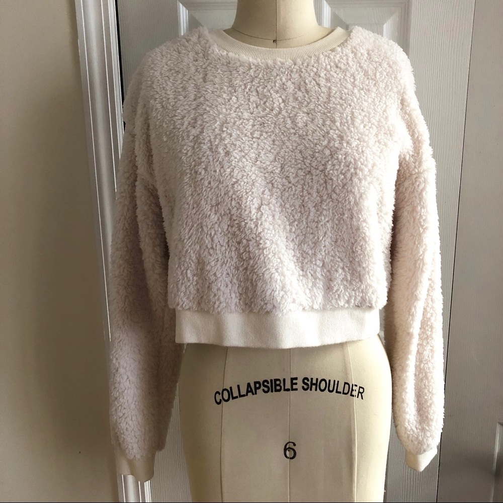 Crop white fuzzy crew neck forever 21
